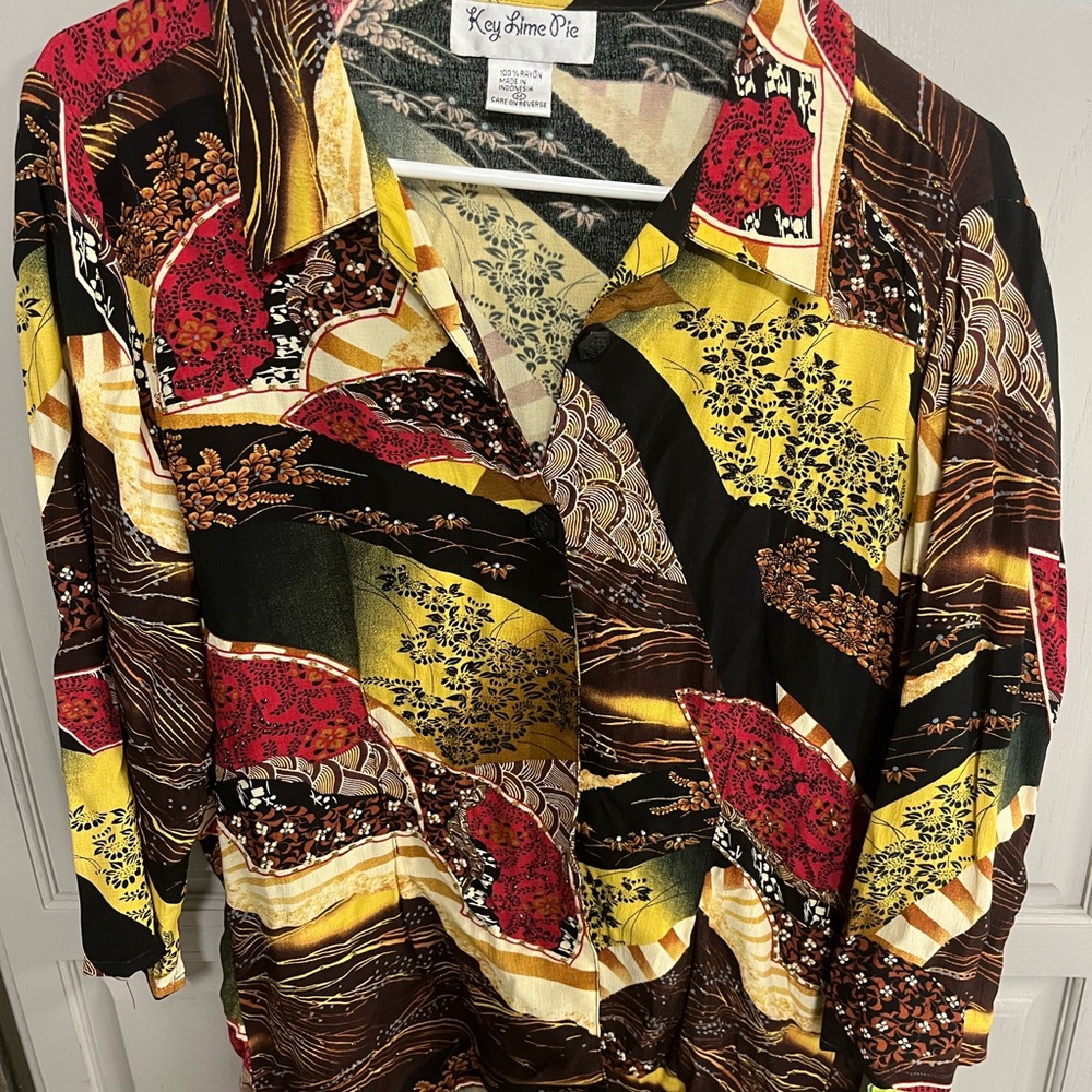 Blouse, button down NWT